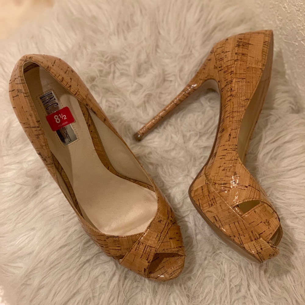 INC Womens Patent Leather Cork Heels Pumps Tan